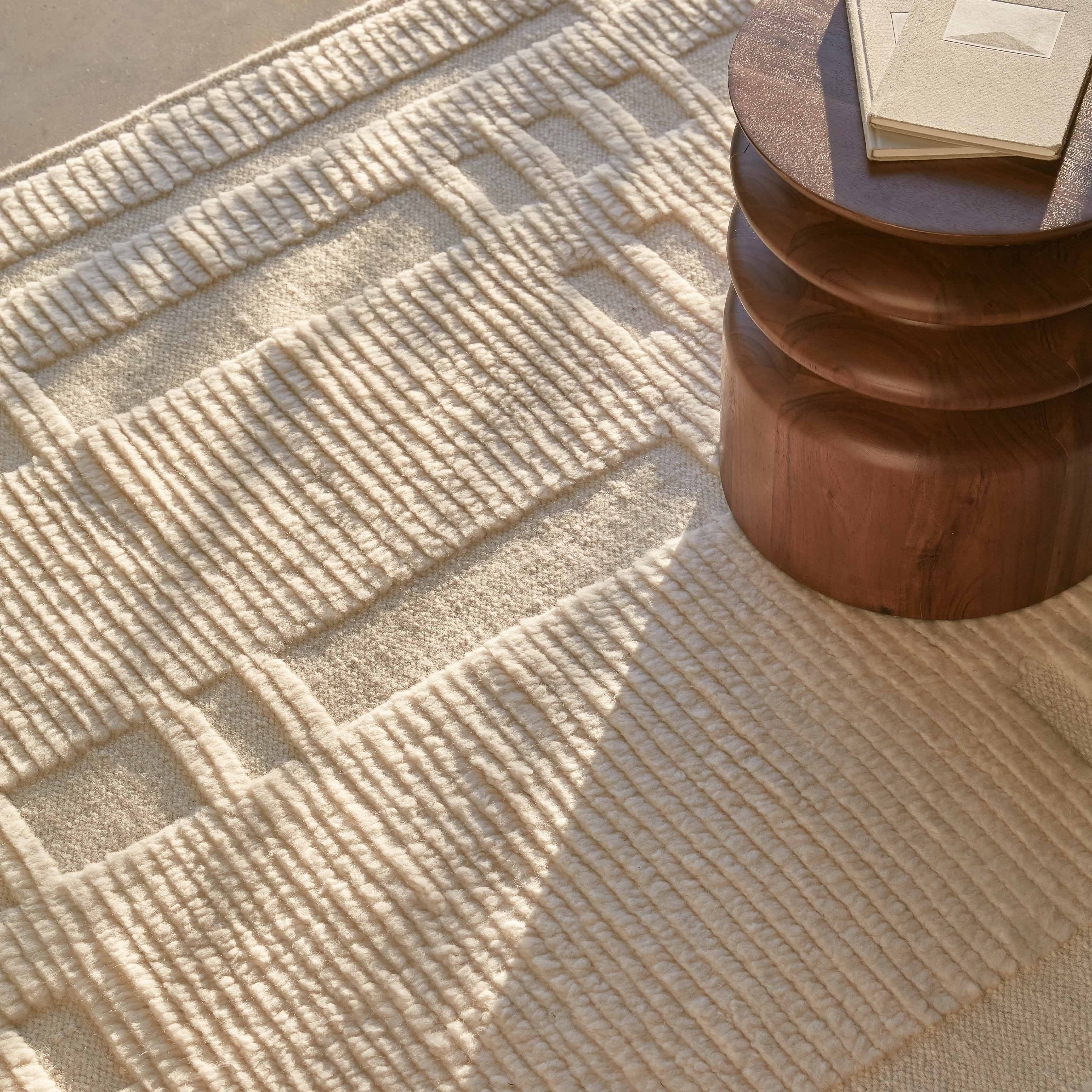 Woven Hand-Knotted Area Rug in Ecru - Image 5