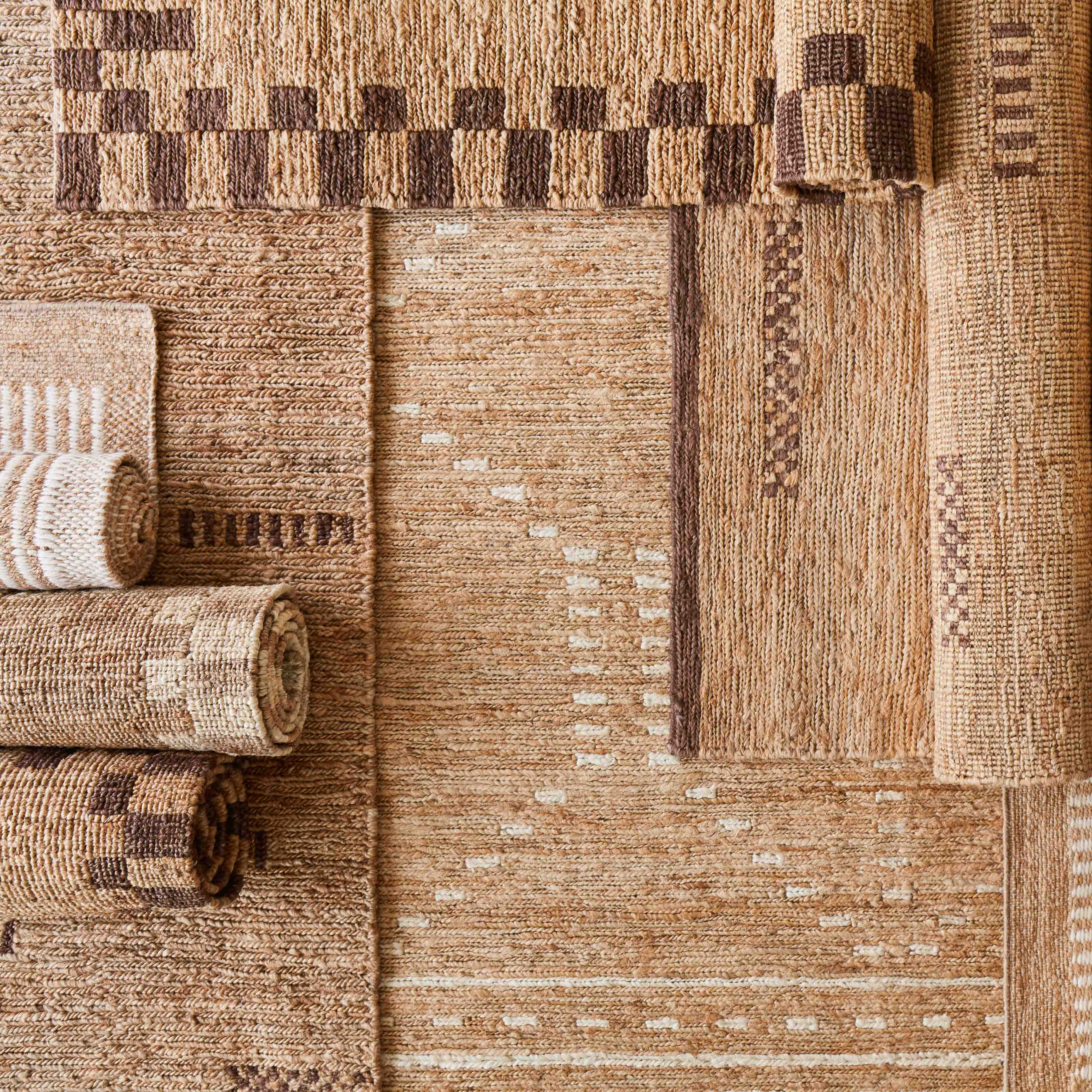 Refined Woven Jute Area Rug in Natural - Image 4