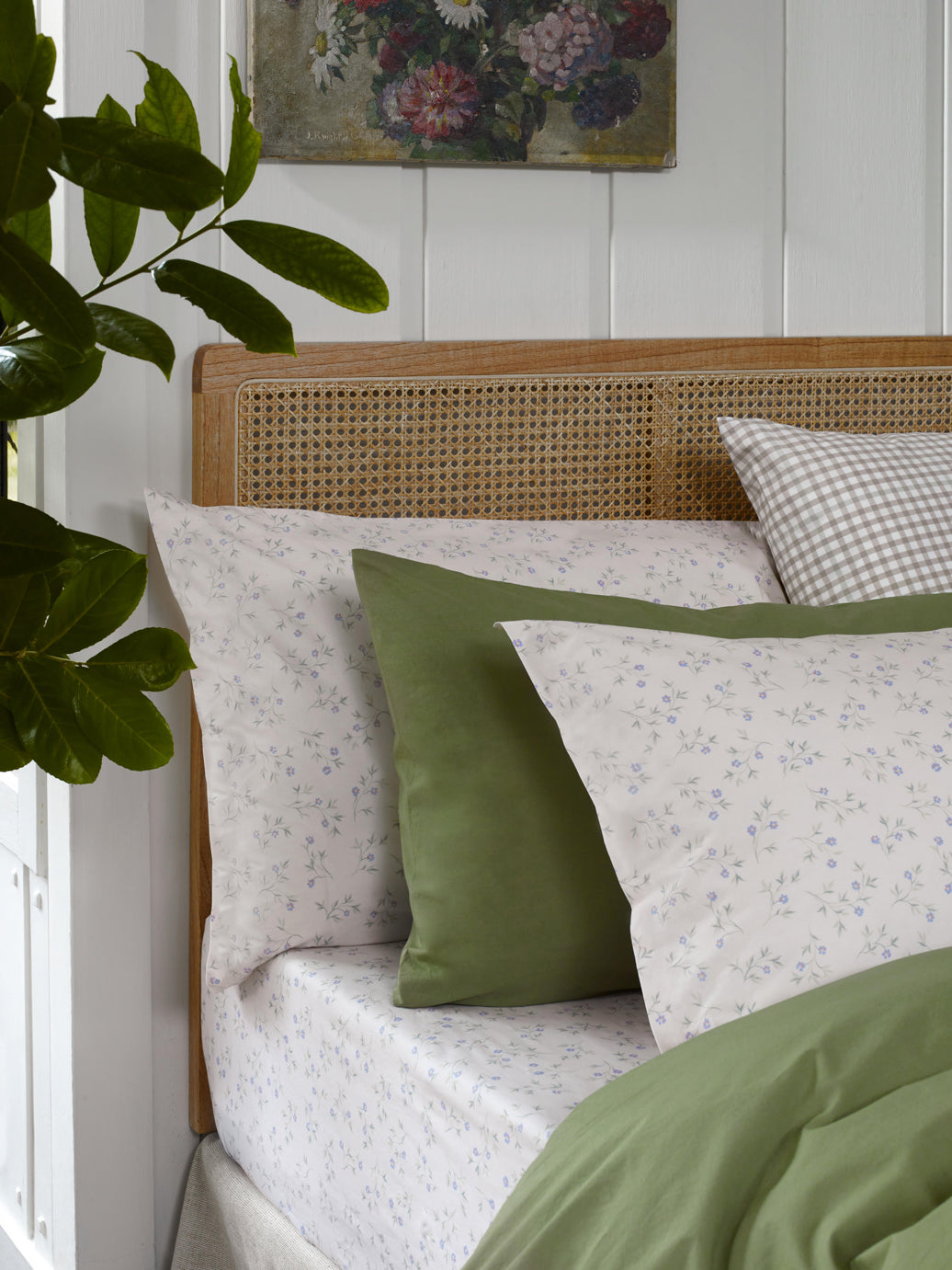 Cream Floral Cotton Pillowcase Pair