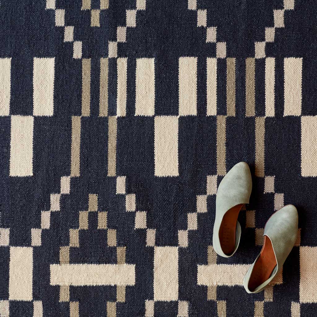 Structured Handwoven Area Rug in Olive - Image 7