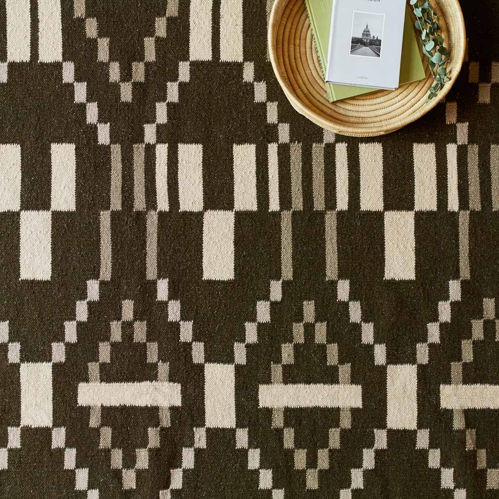 Structured Handwoven Area Rug in Olive - Image 3