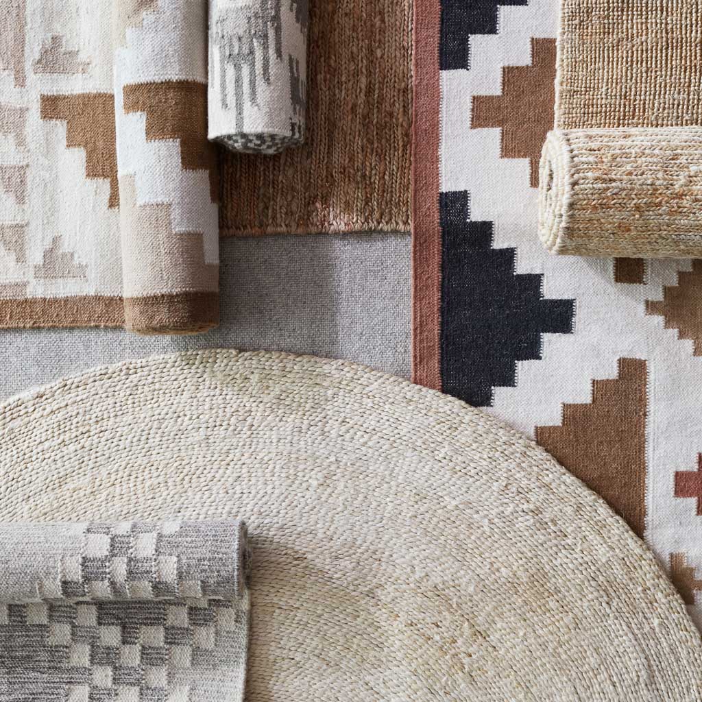 Modern Geometric Handwoven Area Rug - Image 6