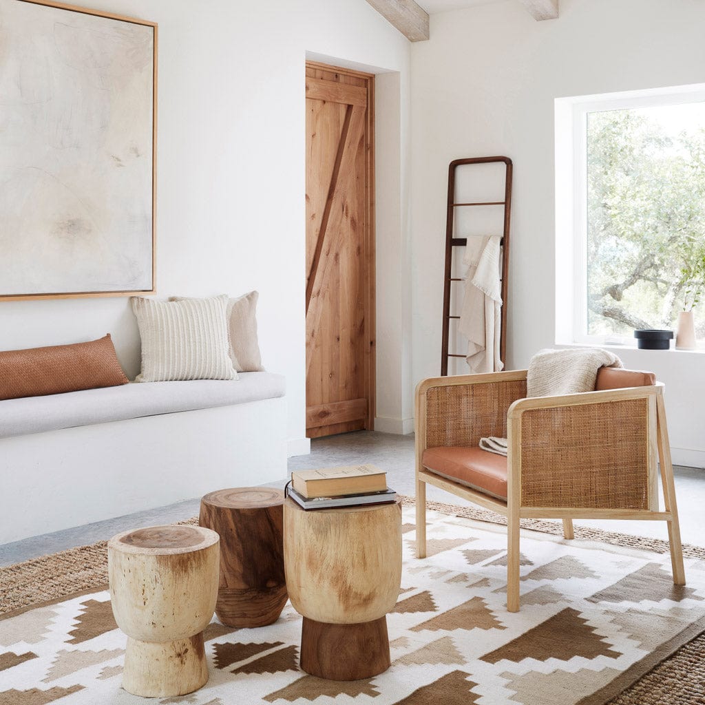 Modern Geometric Handwoven Area Rug - Image 4
